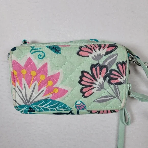 Vera Bradley Iconic RFID All In One Crossbody Wristlet Wallet Mint Flowers - Picture 4 of 6